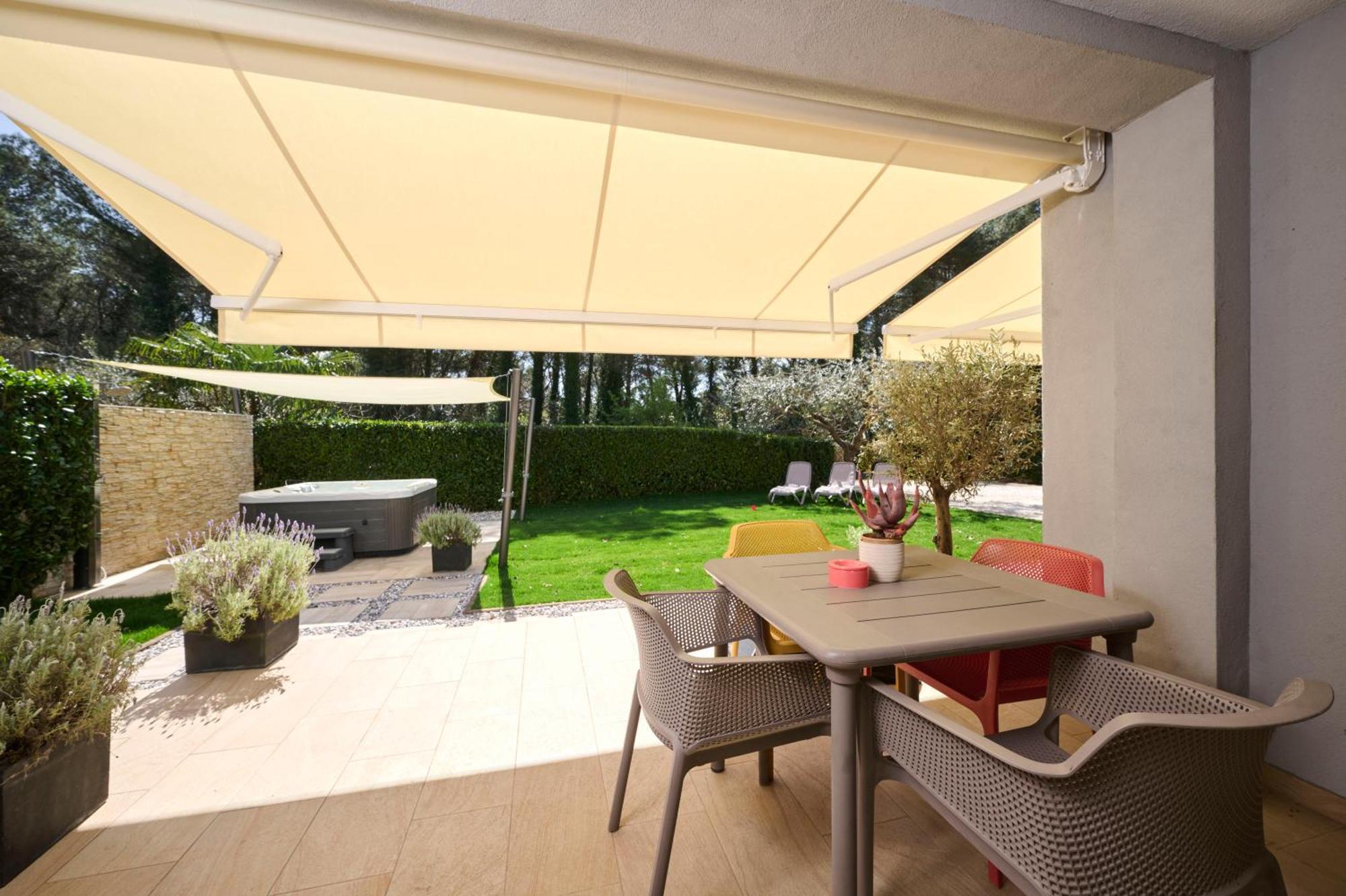 פורץ Apartments Martello Garden מראה חיצוני תמונה