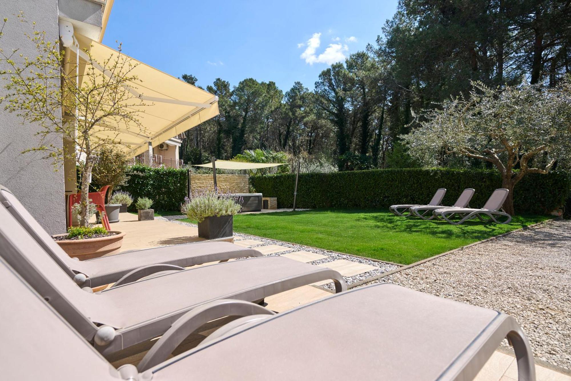 פורץ Apartments Martello Garden מראה חיצוני תמונה